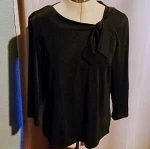 🍈 Jaclyn Smith Black Long Sleeve Top – Size Large